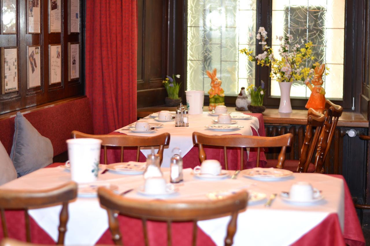 Gasthaus Loewen フライブルク エクステリア 写真